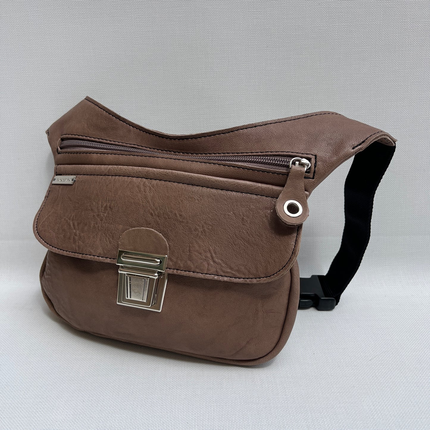 Classic Sweet Brown · Piel natural BioCuir® · Pieza Exclusiva Núm. 13775