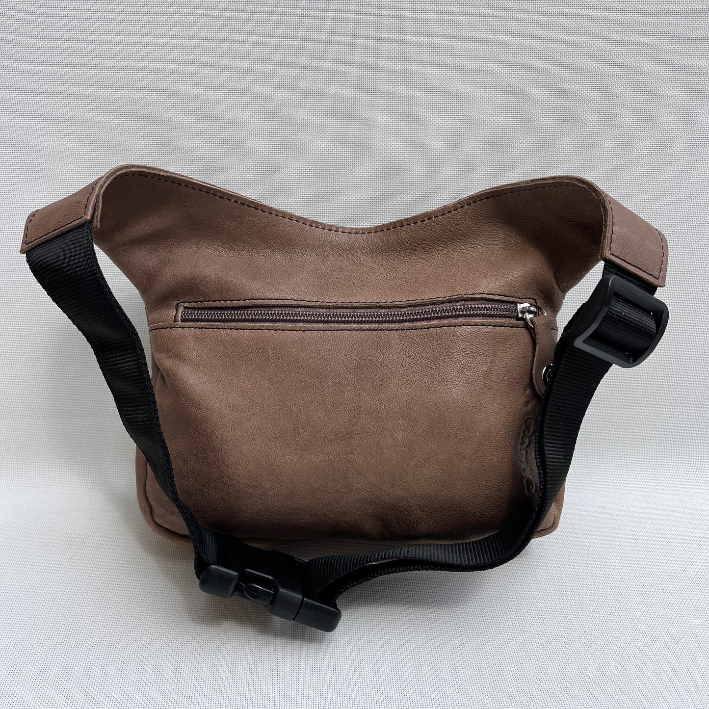 Classic Sweet Brown · Piel natural BioCuir® · Pieza Exclusiva Núm. 13775