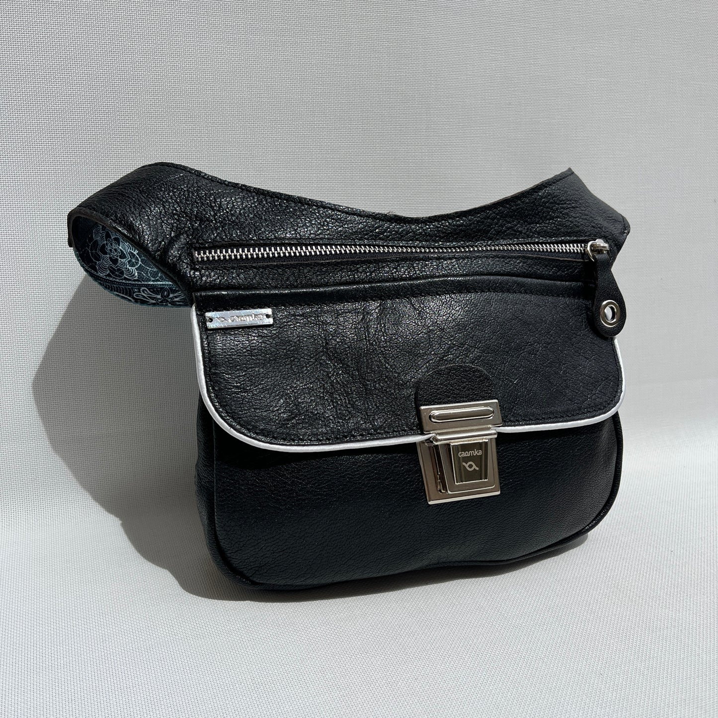 Special Black Sweet & Silver · Piel natural BioCuir® · Pieza Única Núm. 13779