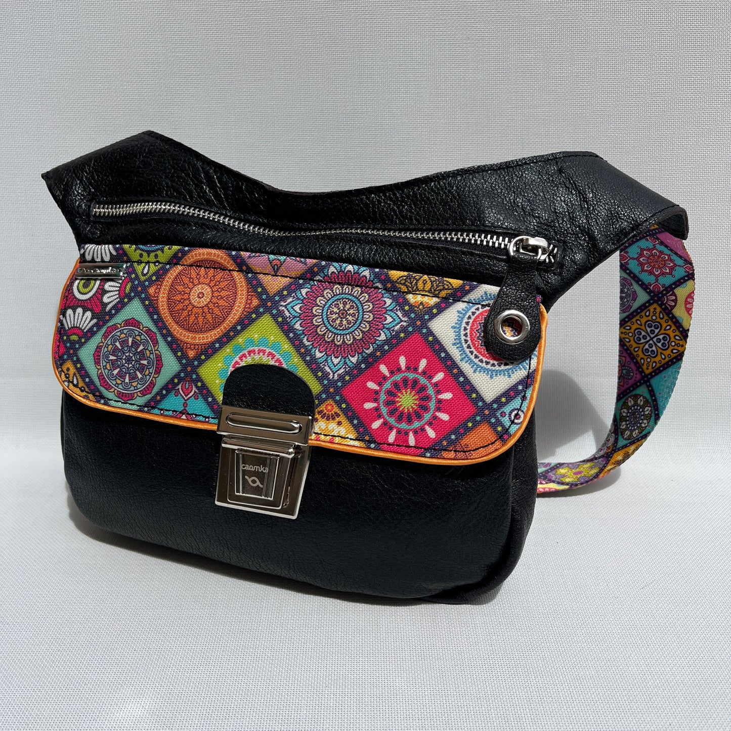 Special Black & Mandalas · Piel natural BioCuir® · Pieza Única Núm. 13759