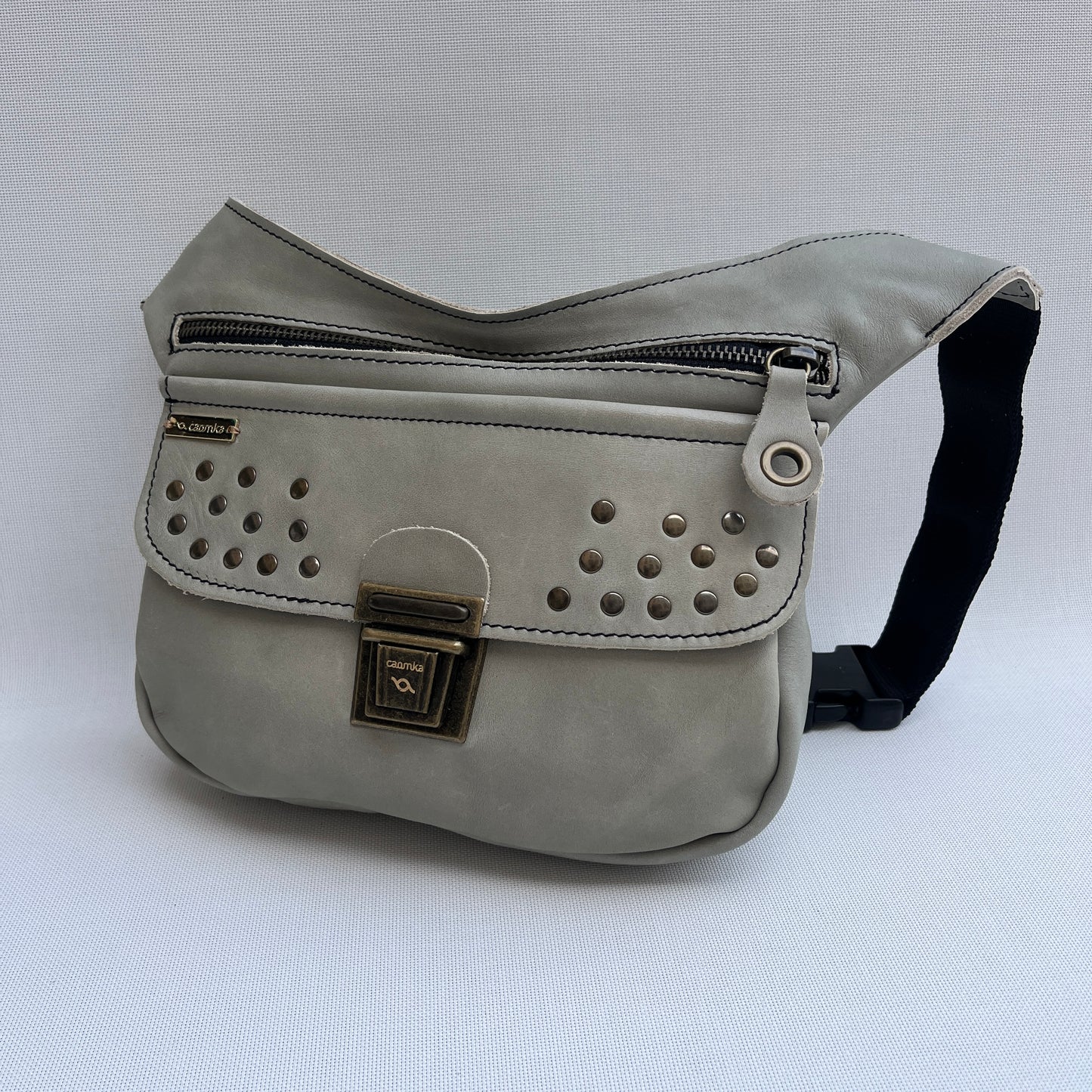 Premium Verde Pastel & Old Gold · Piel - Cuero · Pieza Exclusiva Núm. 15445