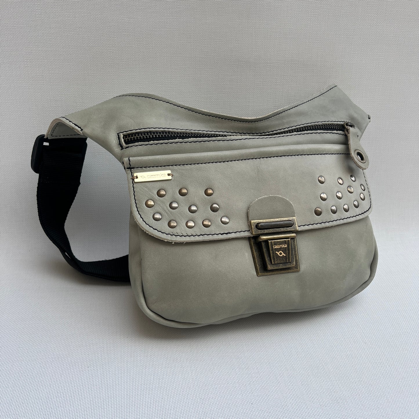 Premium Verde Pastel & Old Gold · Piel - Cuero · Pieza Exclusiva Núm. 15445