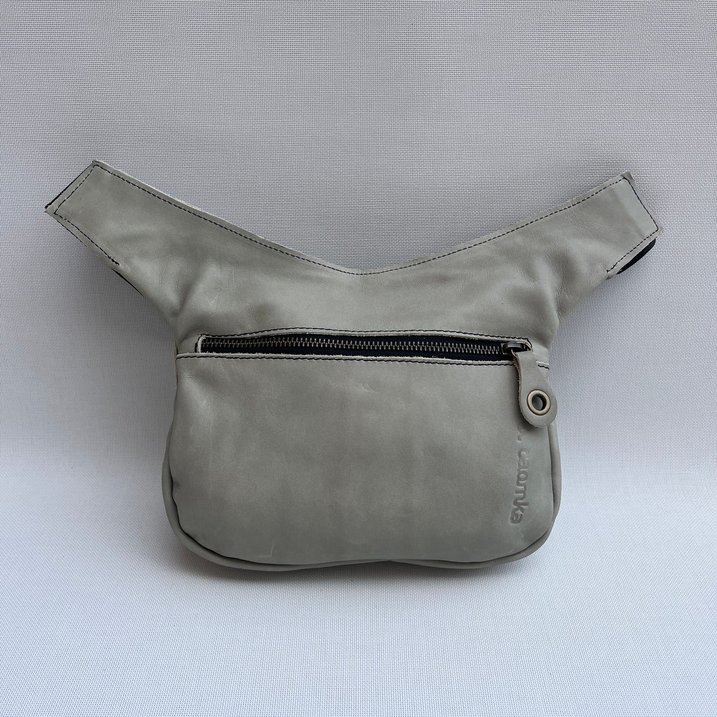 Premium Verde Pastel & Old Gold · Piel - Cuero · Pieza Exclusiva Núm. 15445