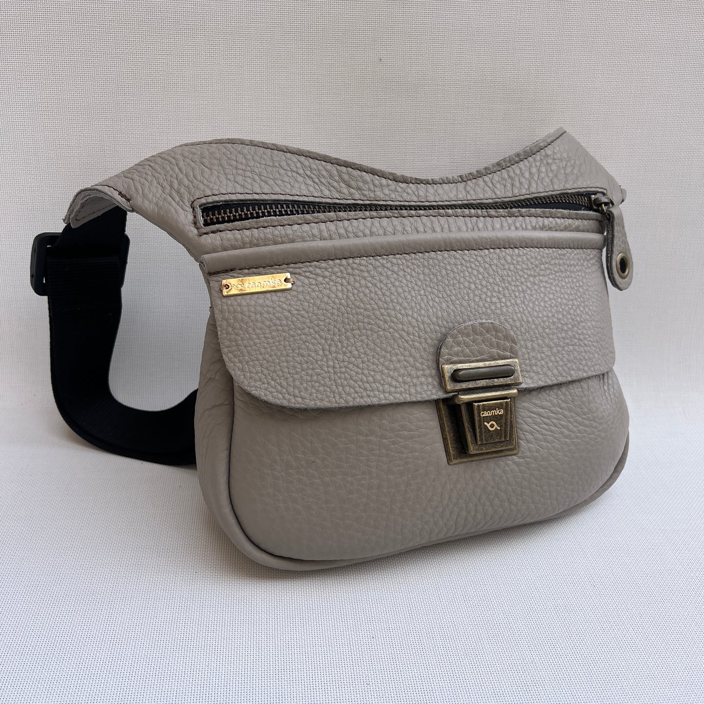 Classic Gray Top & Old Gold · Piel - Cuero · Pieza Exclusiva Núm. 15440