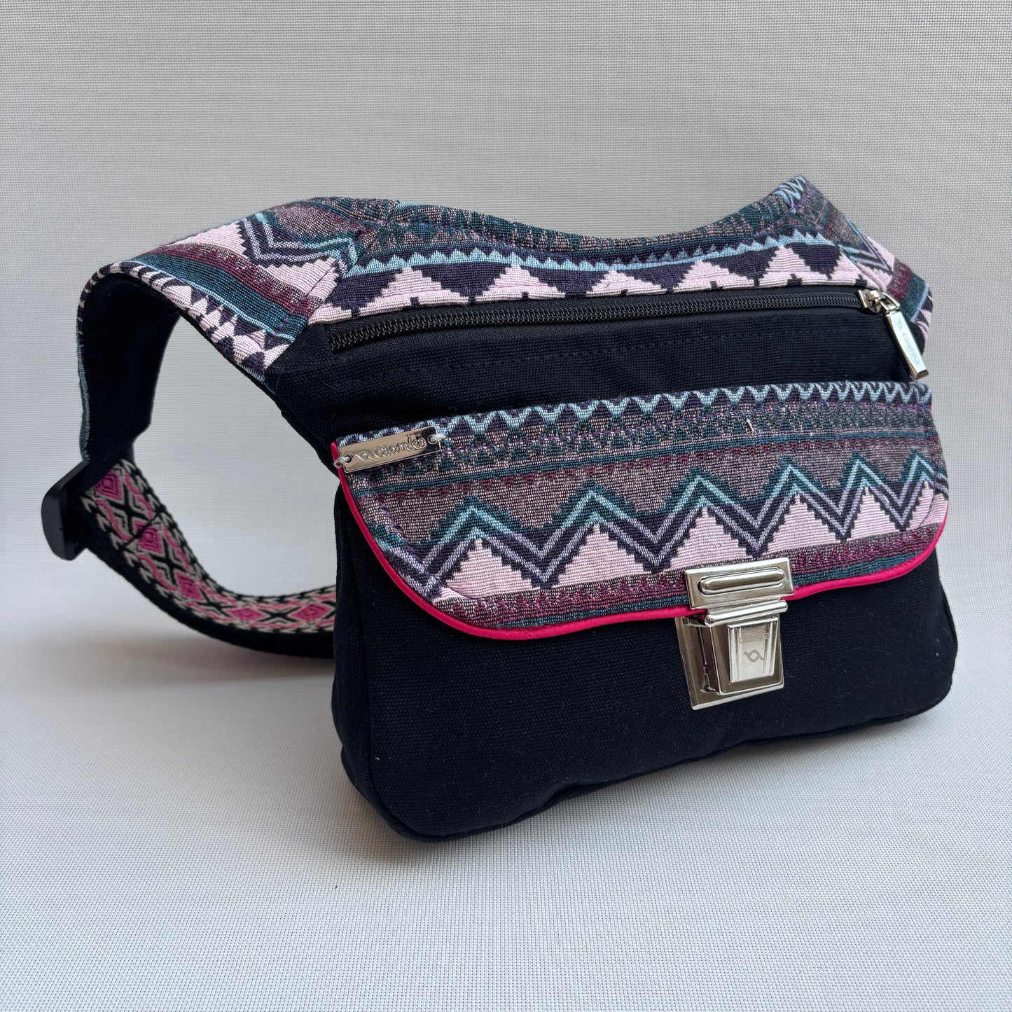 Riñonera "Special Etnical Top" + Bolsillo trasero · Pieza Única Núm. 17121