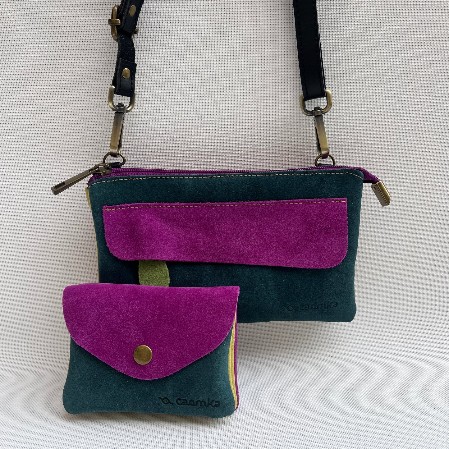 Riñonera multifunción NANO "Pura Energía" · Piel Serraje · Pieza Exclusiva Núm. 14621