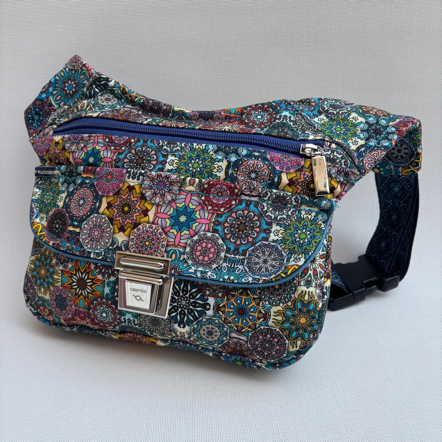 Spezielle Weltkarte + Gesäßtasche Einzelstück Nr. 11951