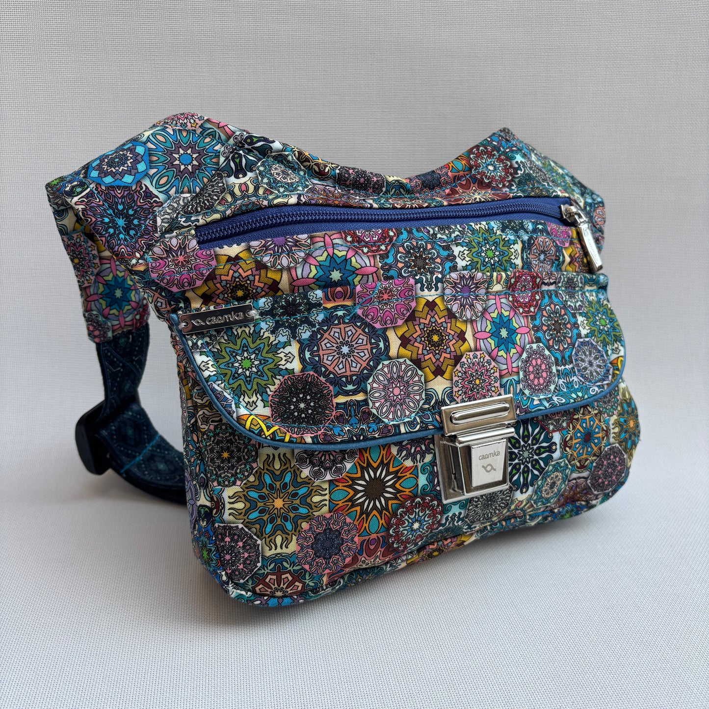 Spezielle Weltkarte + Gesäßtasche Einzelstück Nr. 11951