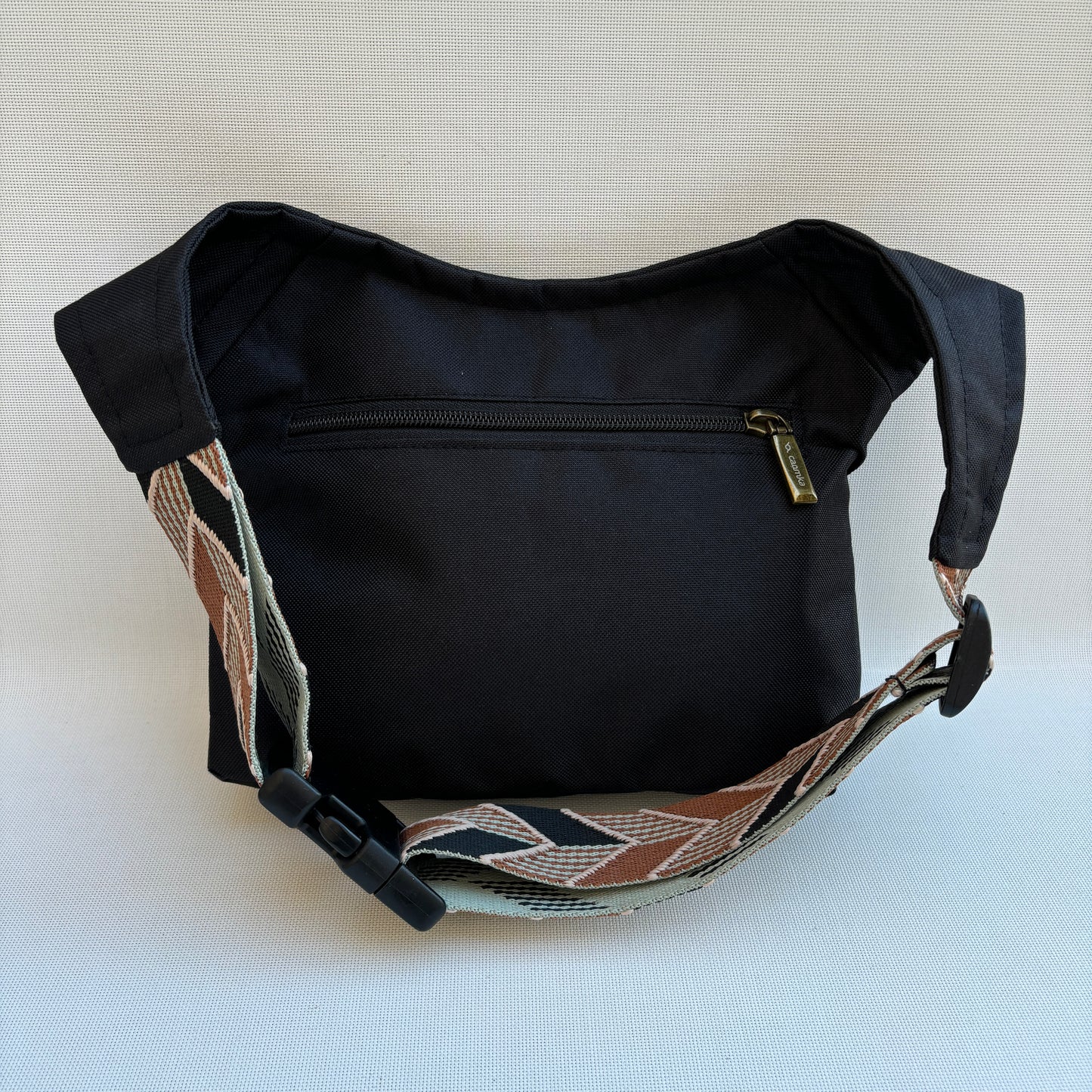 Special Black "Cordura" Top · Impermeable + Bolsillo trasero · Pieza Única Núm. 16348