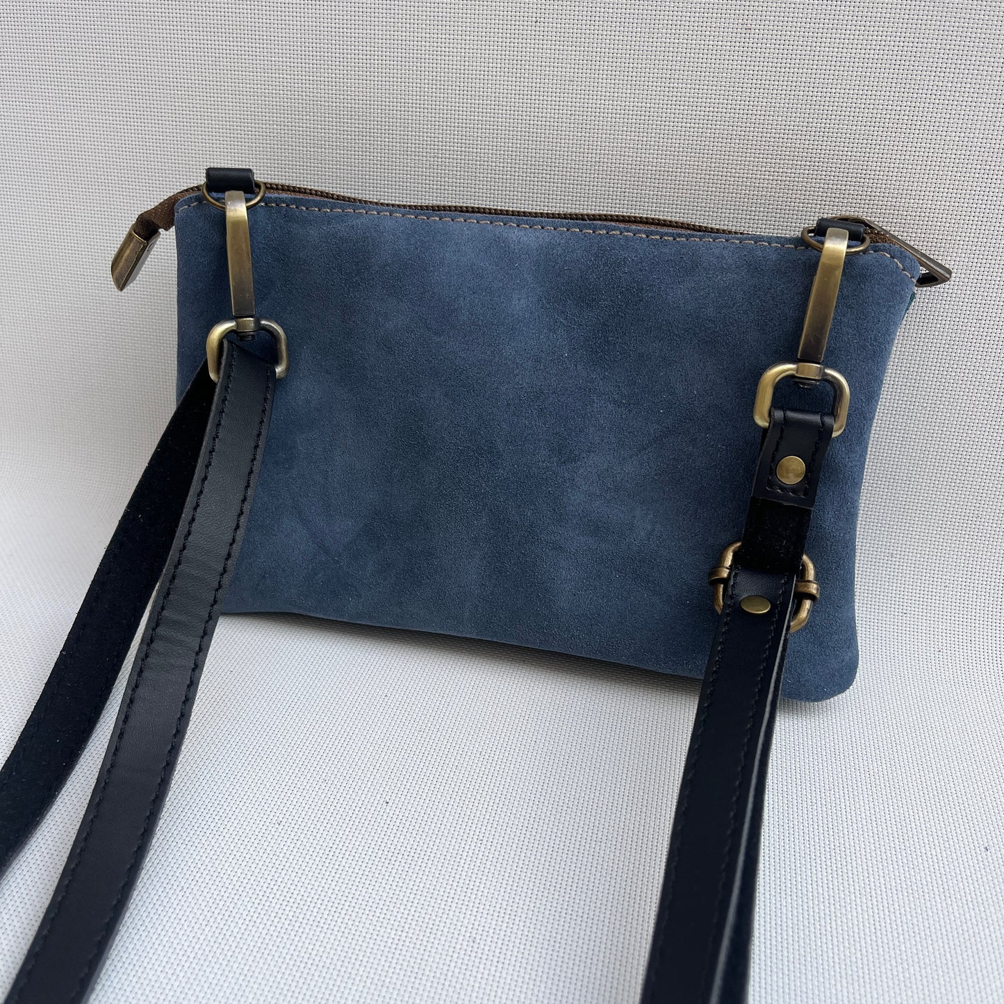 Riñonera multifunción NANO "Denim" · Piel Serraje · Pieza Exclusiva Núm. 14627