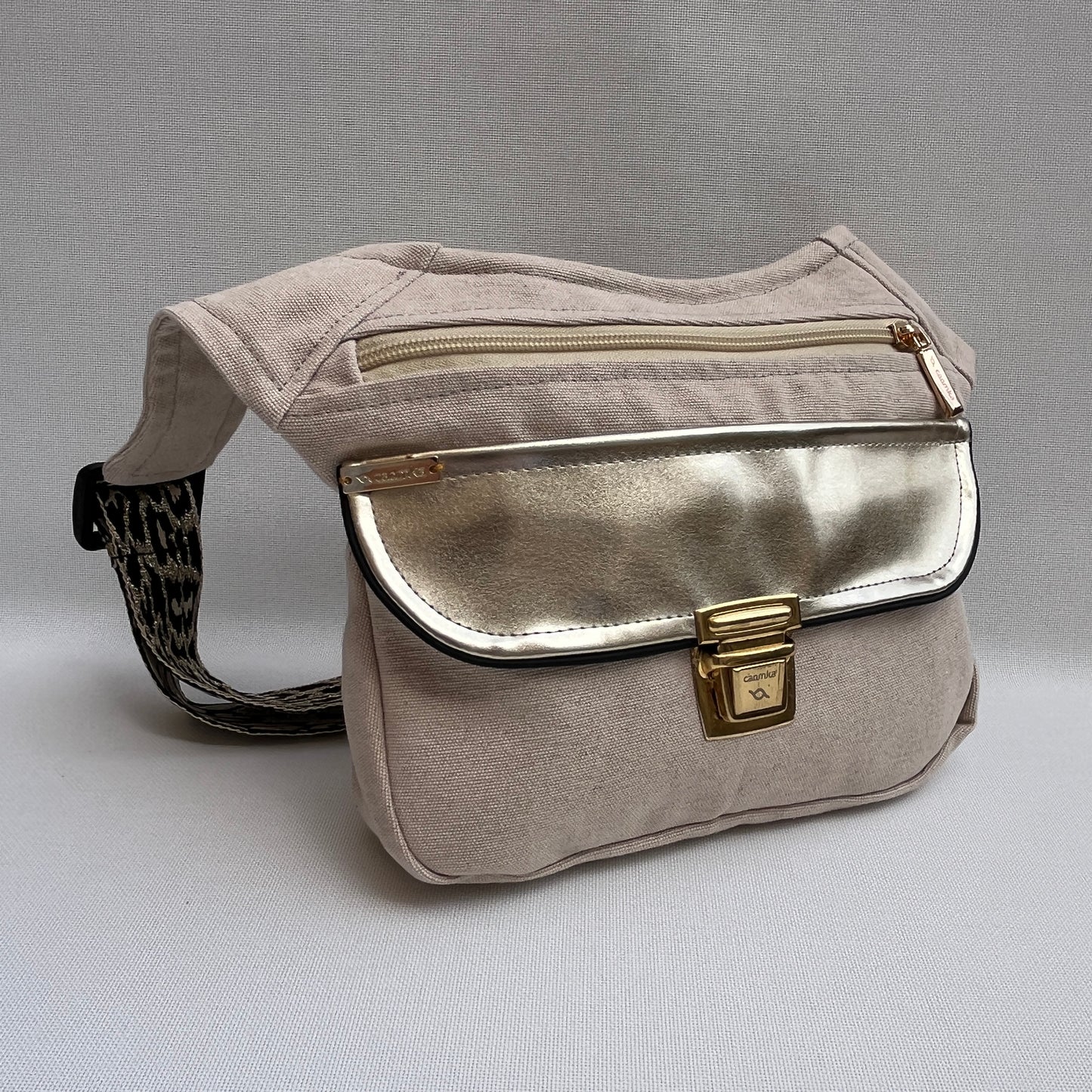 Special Golden Beige · Pieza Única Núm. 15417