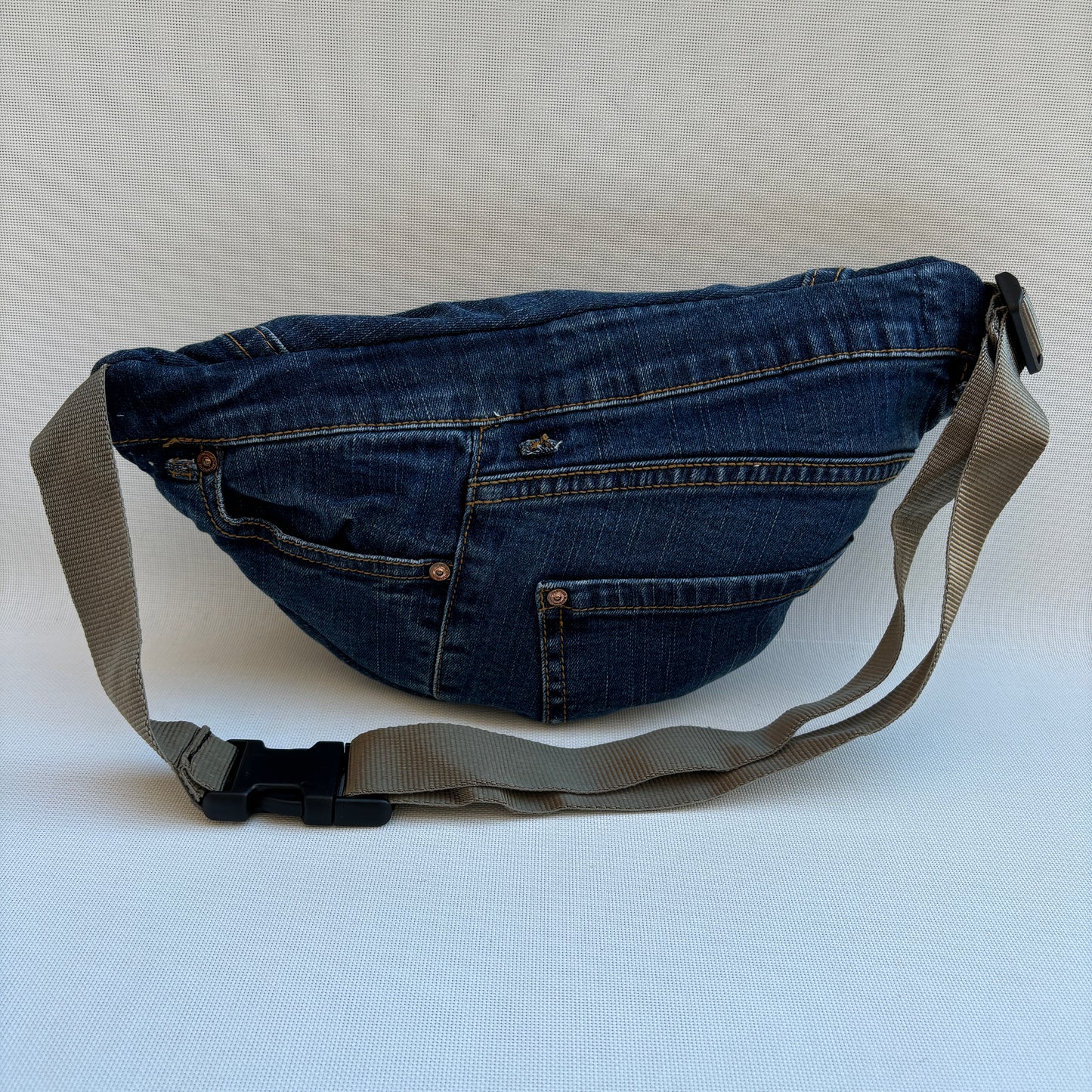 Riñonera RetroChic ♻️ Jeans Recycled ♻️ · Edición Limitada · Pieza Única Núm. 17078