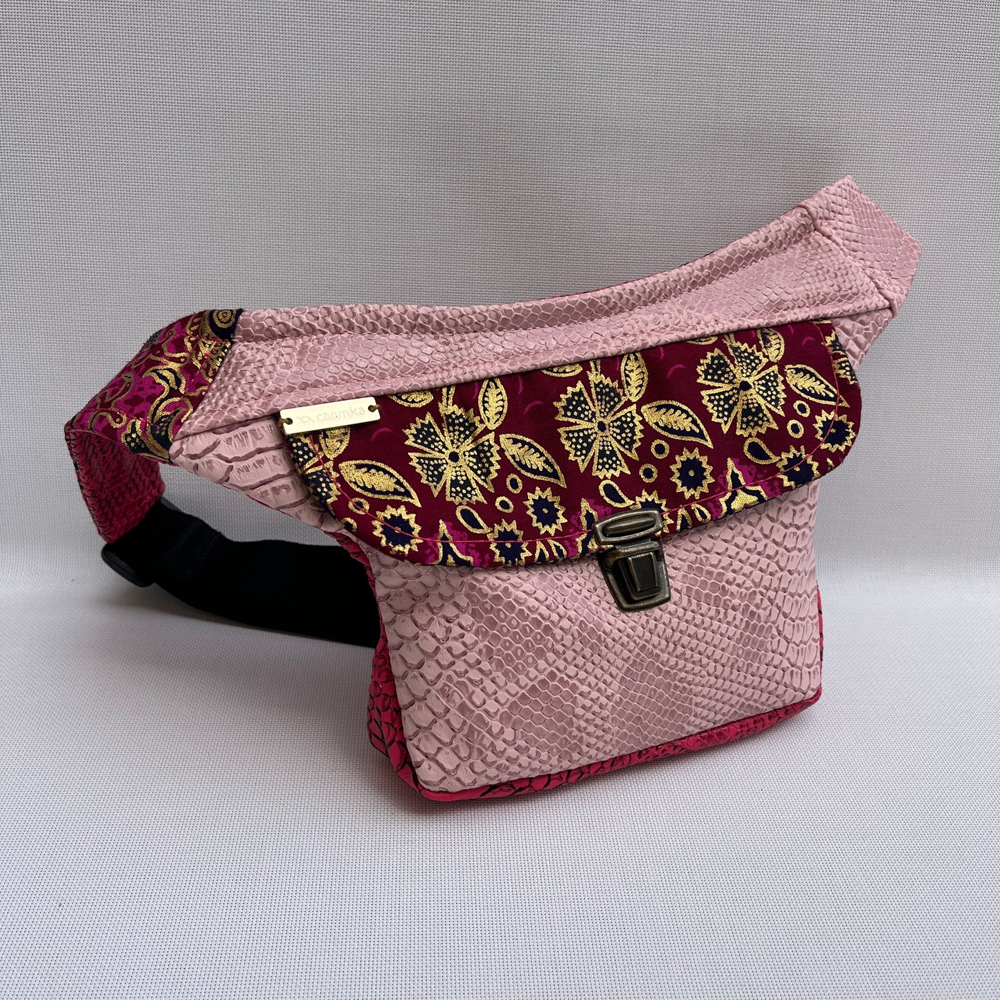 Mini Pink Constrast · Polipiel · Pieza Única Núm. 15493