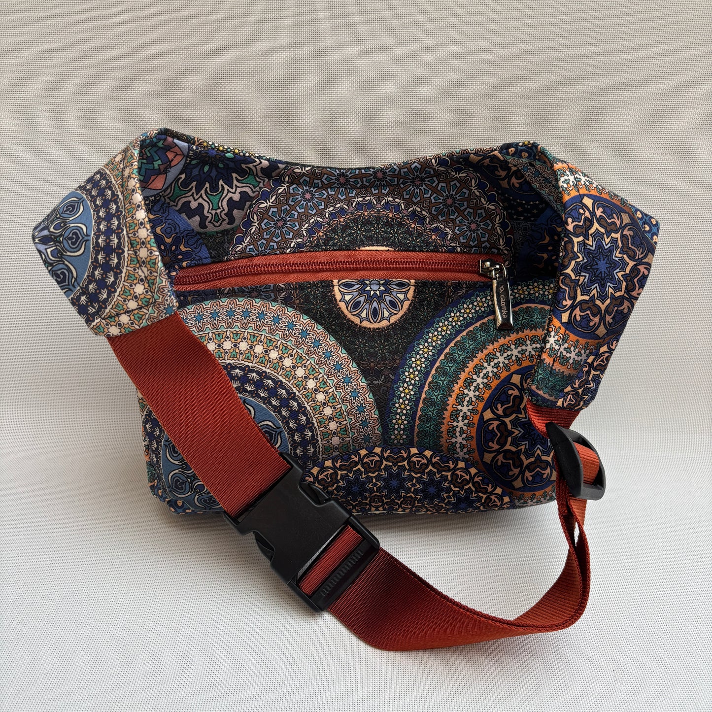 Riñonera "Special Mandalas" + Bolsillo trasero · Pieza Única Núm. 17924
