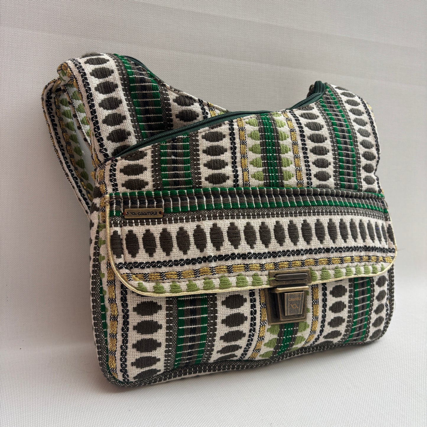 Bolso Bandolera Súper Caomka "Green Nomad Spirit" · Pieza Única Núm. 18505