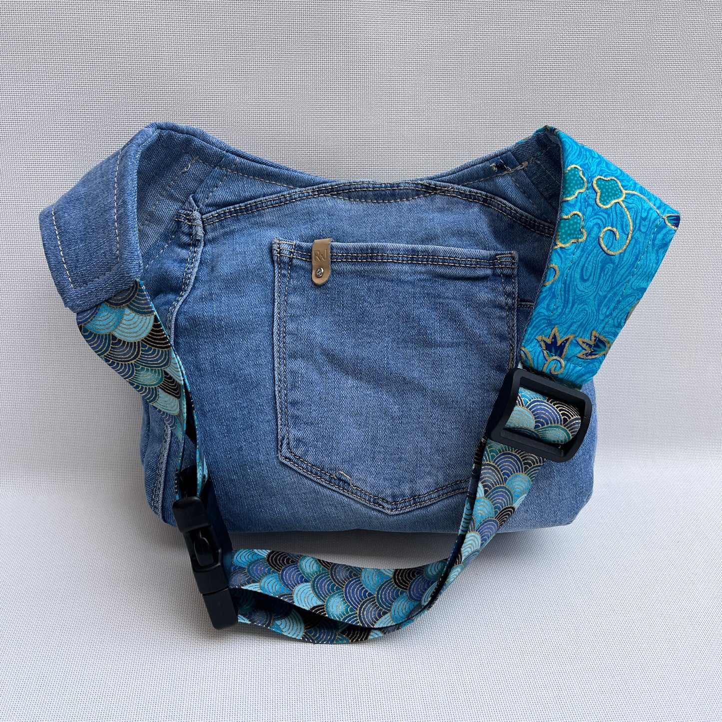 Special Bali ♻️ Jeans Recycled ♻️ · Pieza Única Núm. 15428