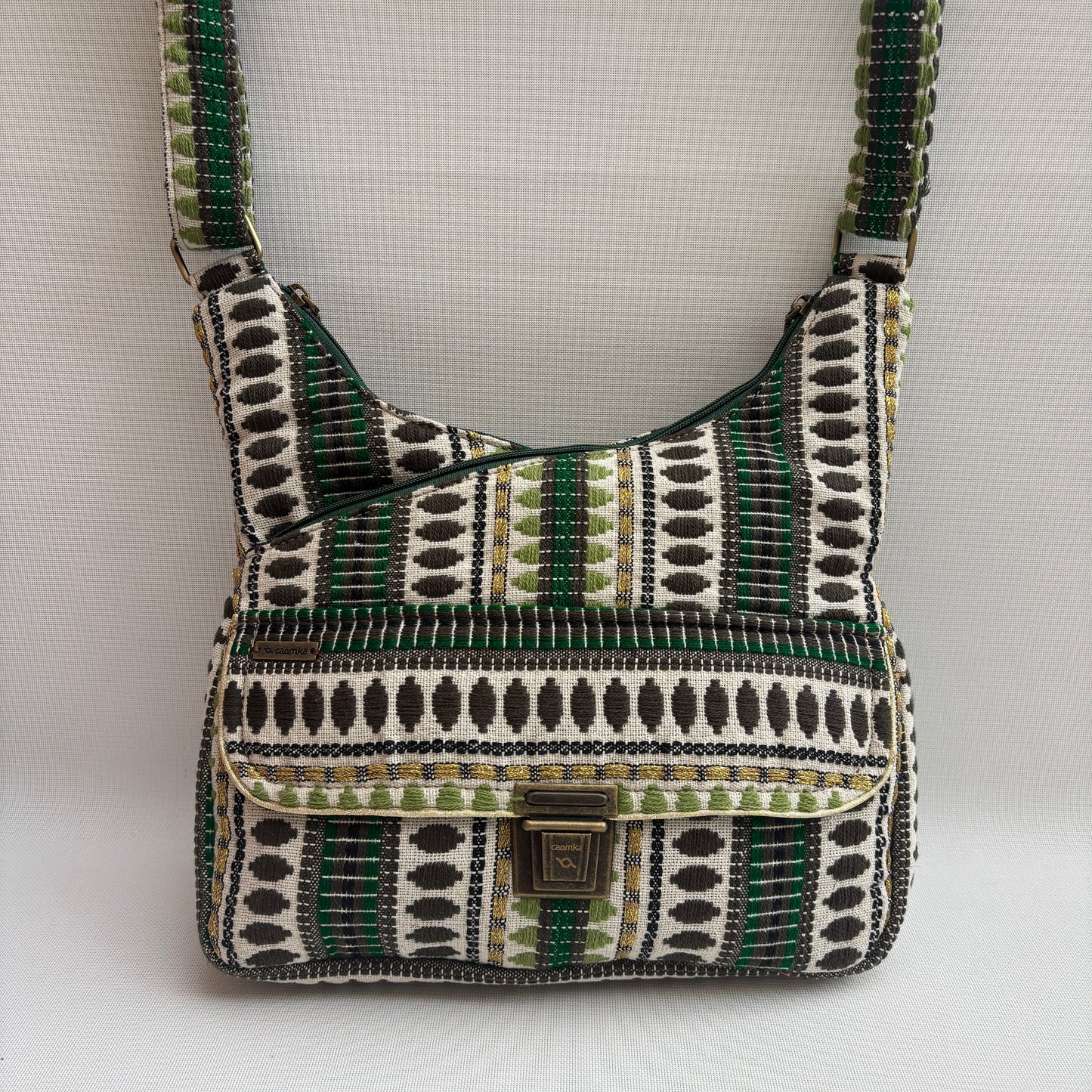 Bolso Bandolera Súper Caomka "Green Nomad Spirit" · Pieza Única Núm. 18505