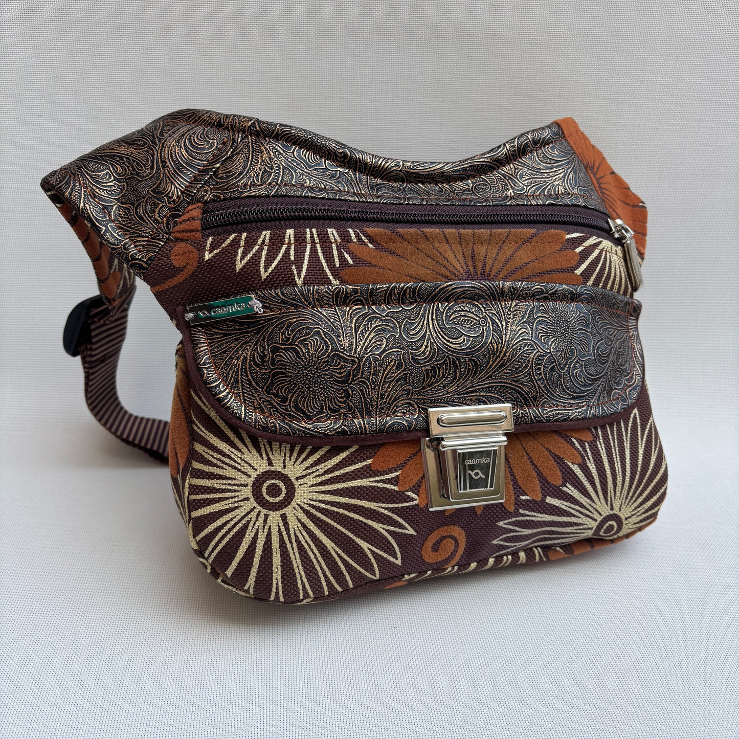 Riñonera "Elegant Paris" + Bolsillo trasero · Pieza Única Núm. 17132