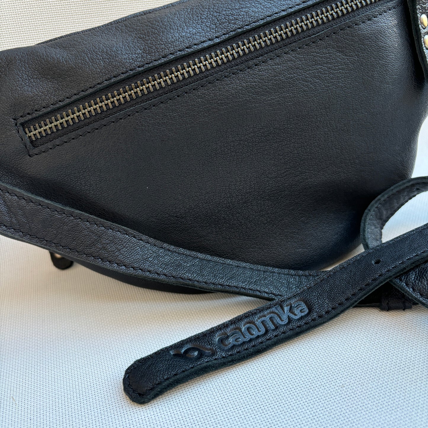 Special Premium Retro Chic Black · Piel · Pieza Exclusiva Núm. 16334