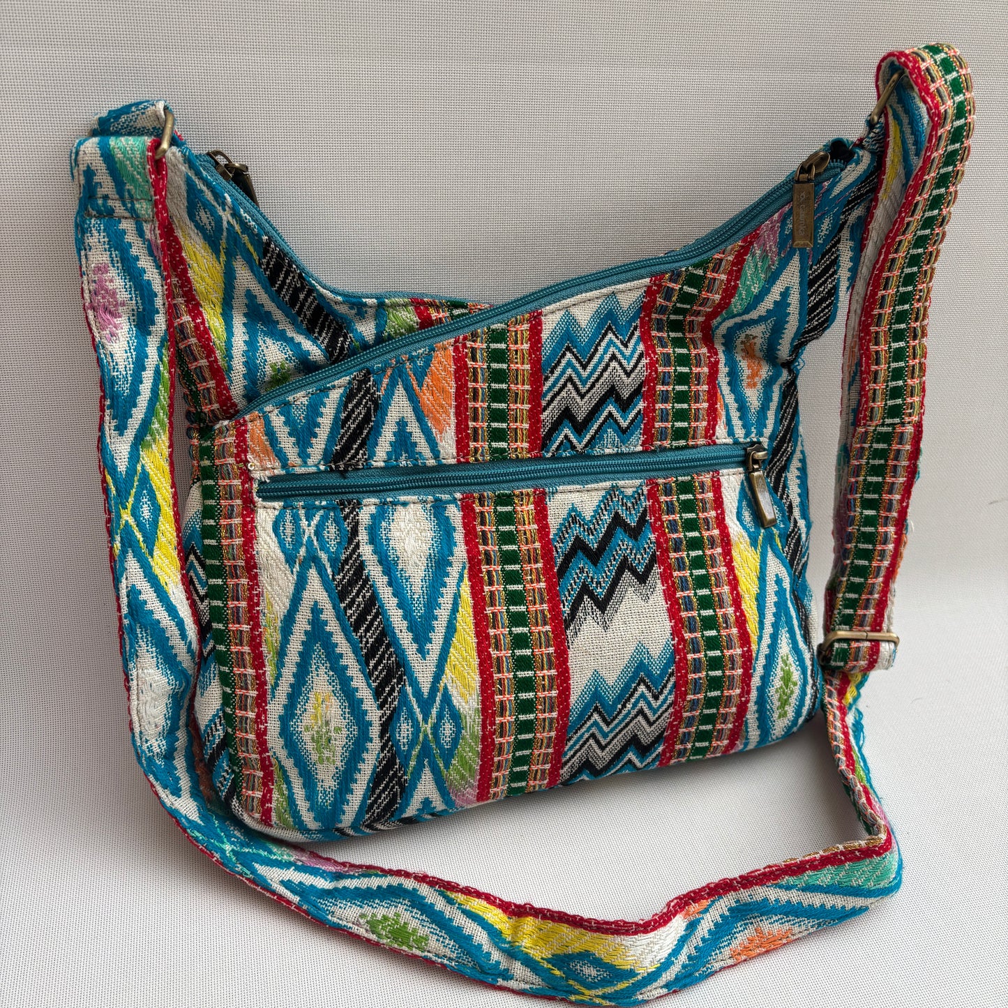 Bolso Bandolera Súper Caomka "Turquoise Nomad Energy" · Pieza Única Núm. 18501