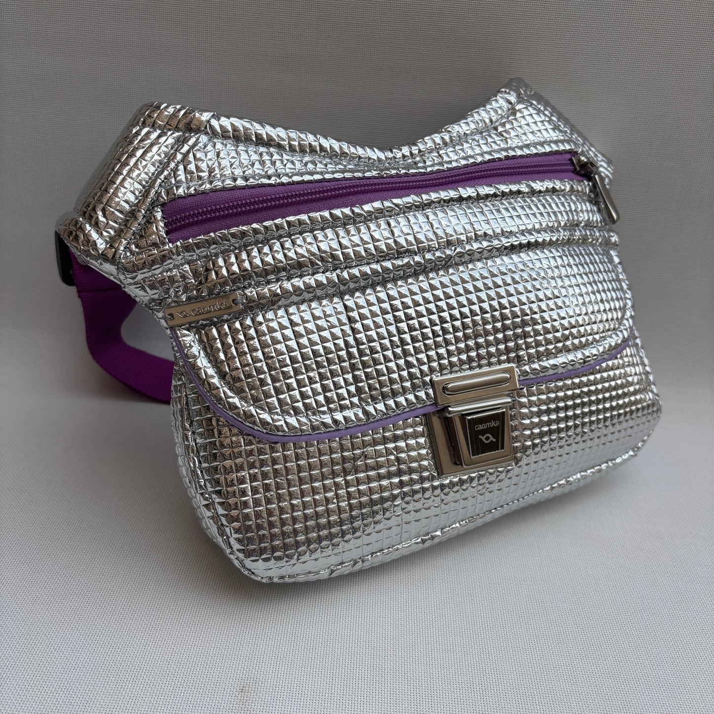Riñonera "Special Silver Cold Top" · Pieza Única Núm. 17936