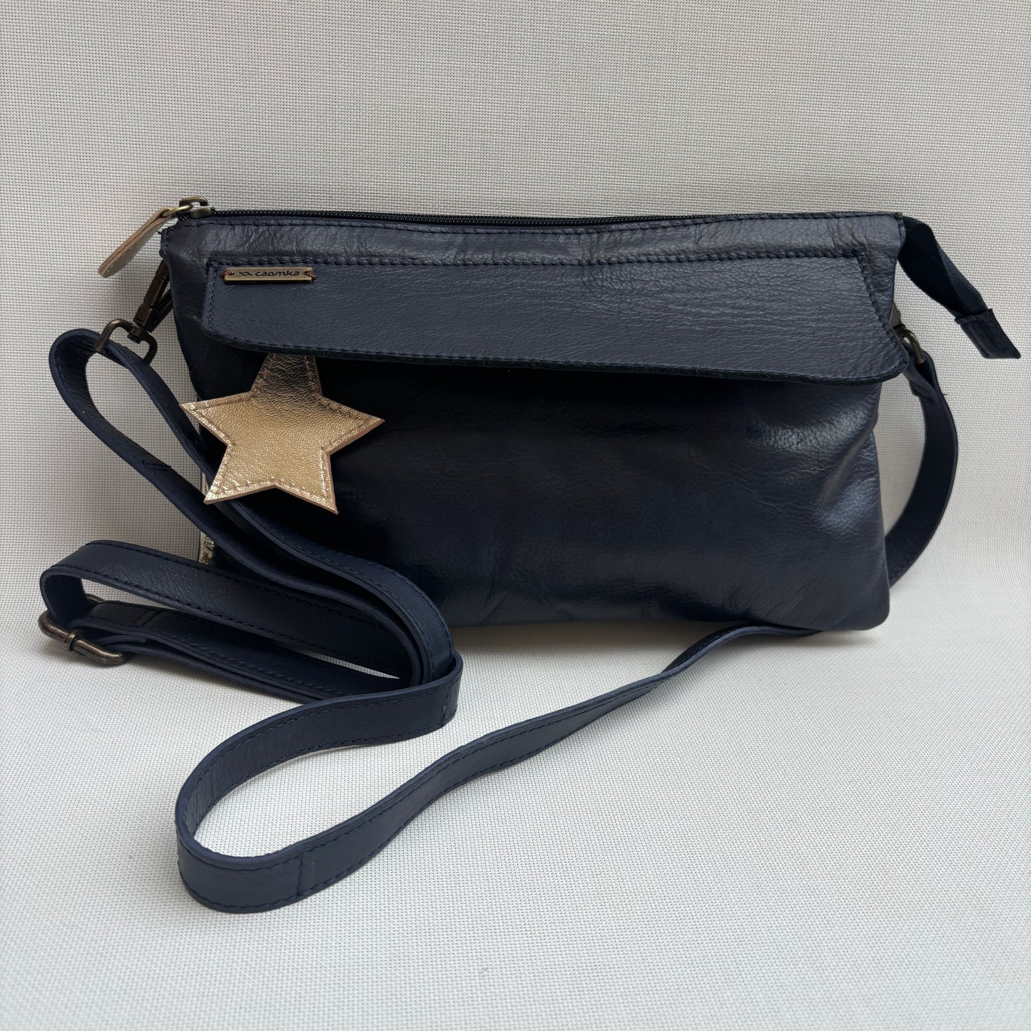 Bolso Caomka "Estrella" · Piel - Cuero · Pieza Única Núm. 18552