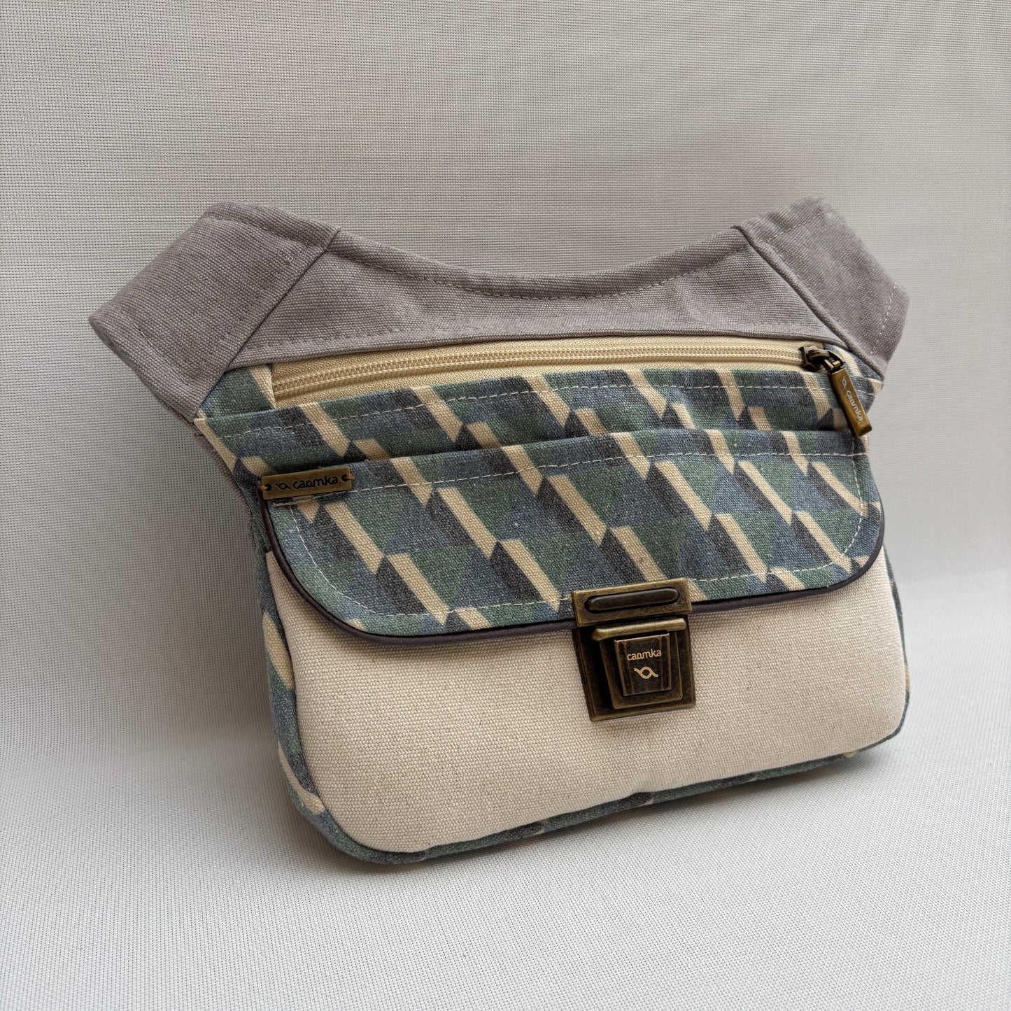 Riñonera "Special Geometric Top" · Pieza Única Núm. 18044