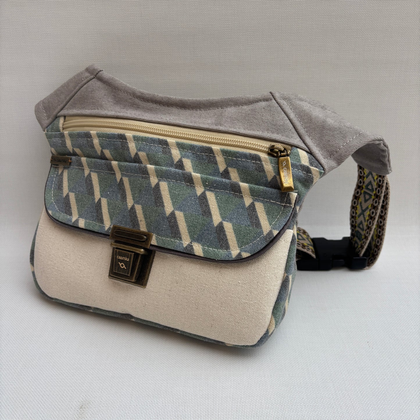 Riñonera "Special Geometric Top" · Pieza Única Núm. 18044