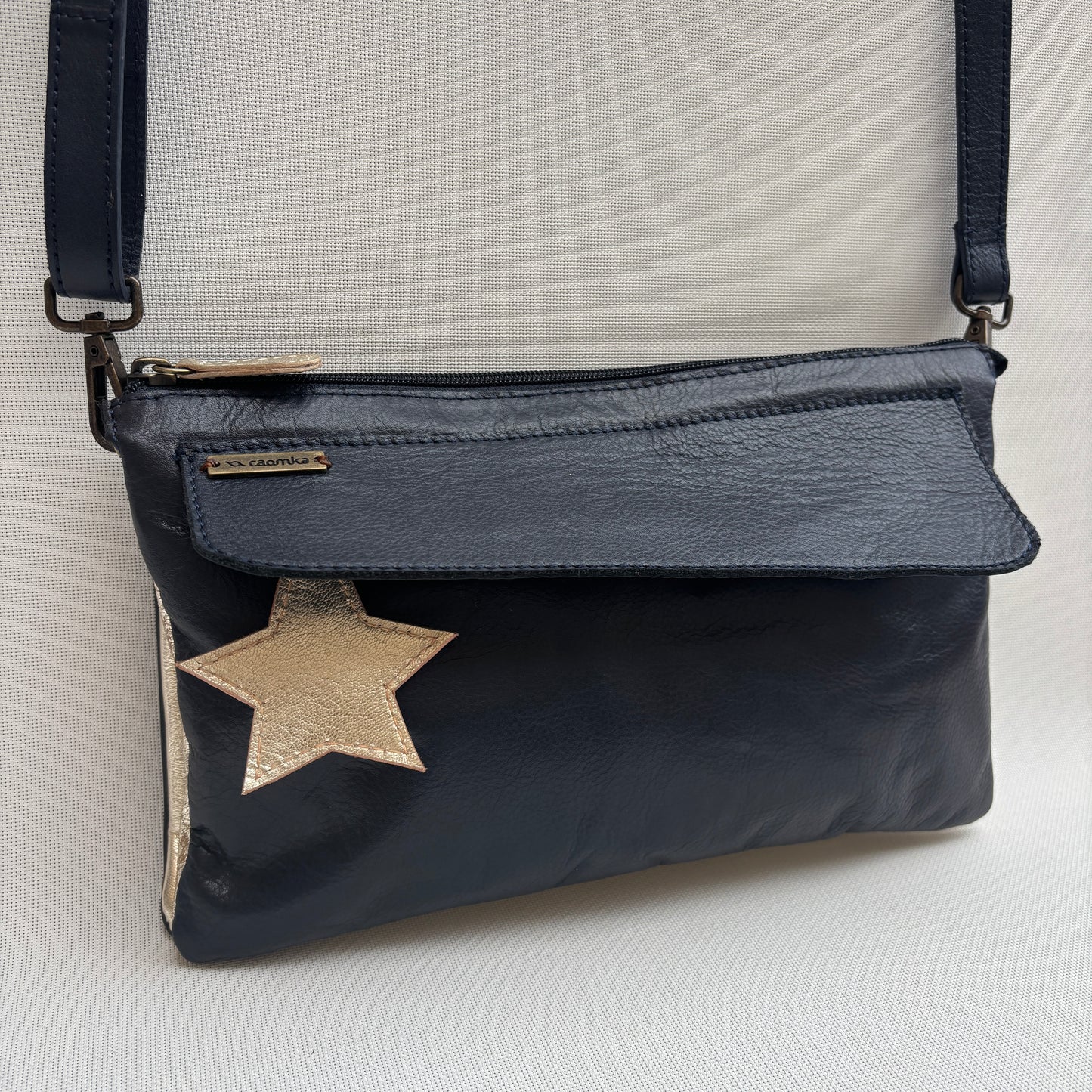 Bolso Caomka "Estrella" · Piel - Cuero · Pieza Única Núm. 18552