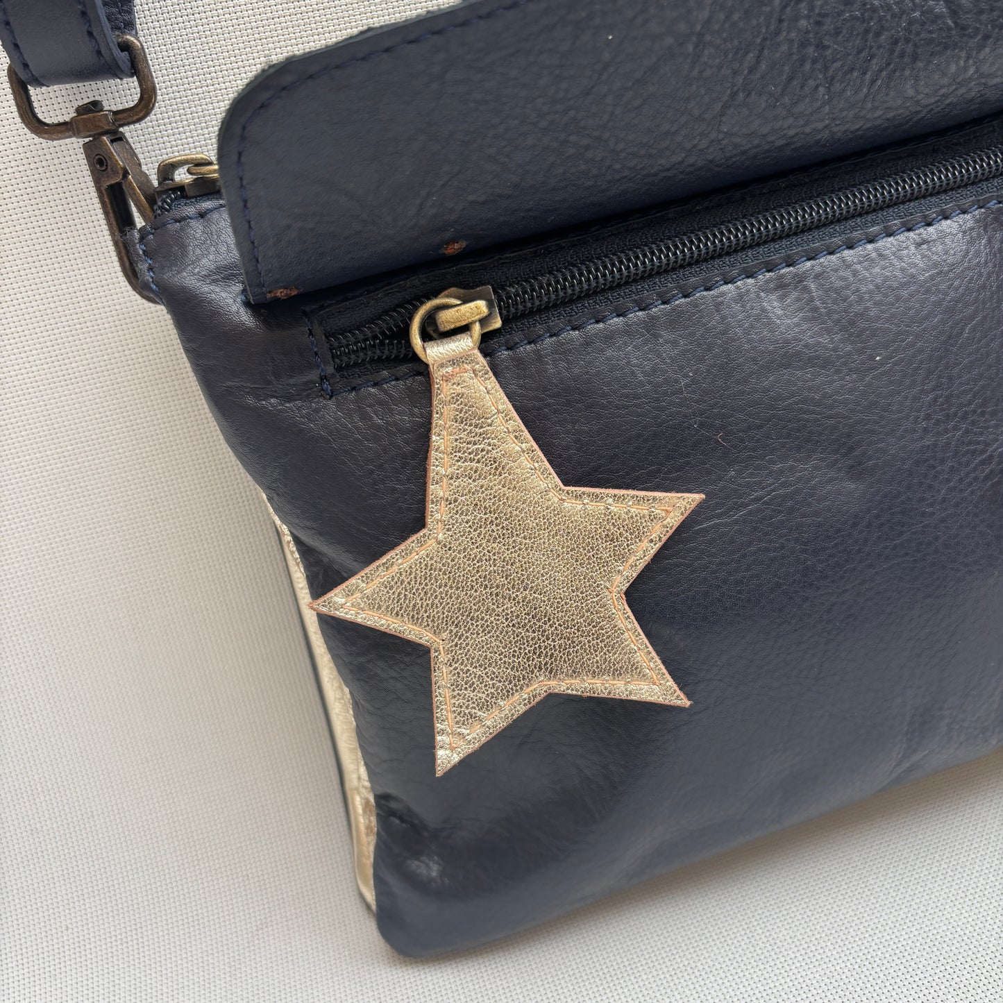 Bolso Caomka "Estrella" · Piel - Cuero · Pieza Única Núm. 18552
