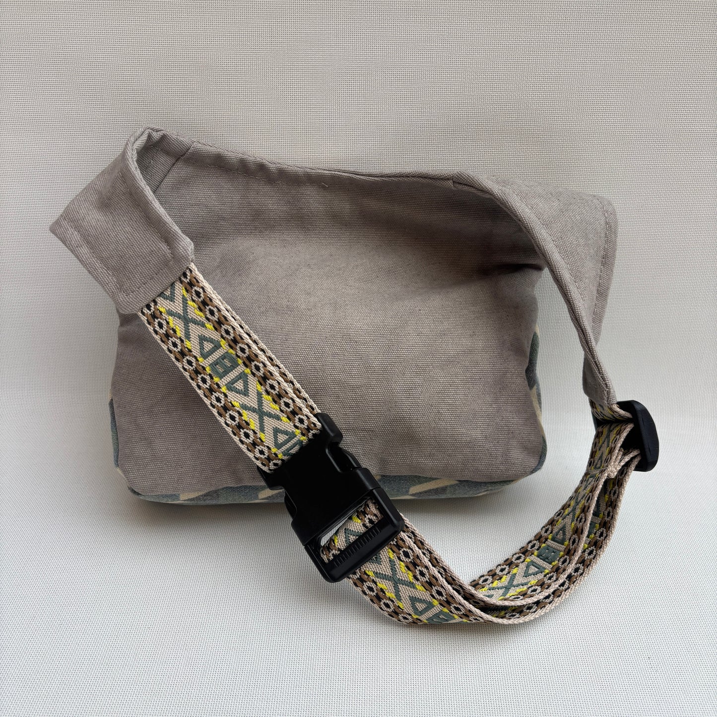 Riñonera "Special Geometric Top" · Pieza Única Núm. 18044