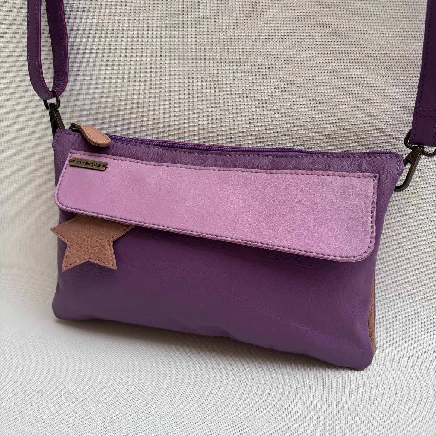 Bolso Caomka "Estrella" · Piel - Cuero · Pieza Única Núm. 18551