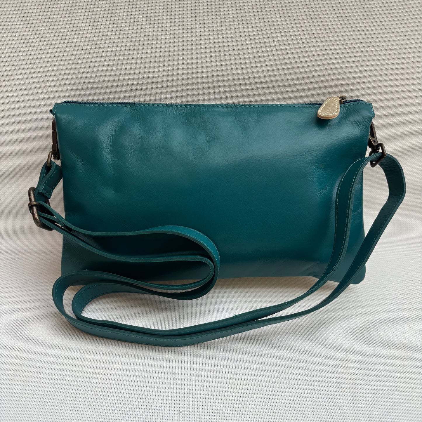 Bolso Caomka "Estrella" · Piel - Cuero · Pieza Única Núm. 18550