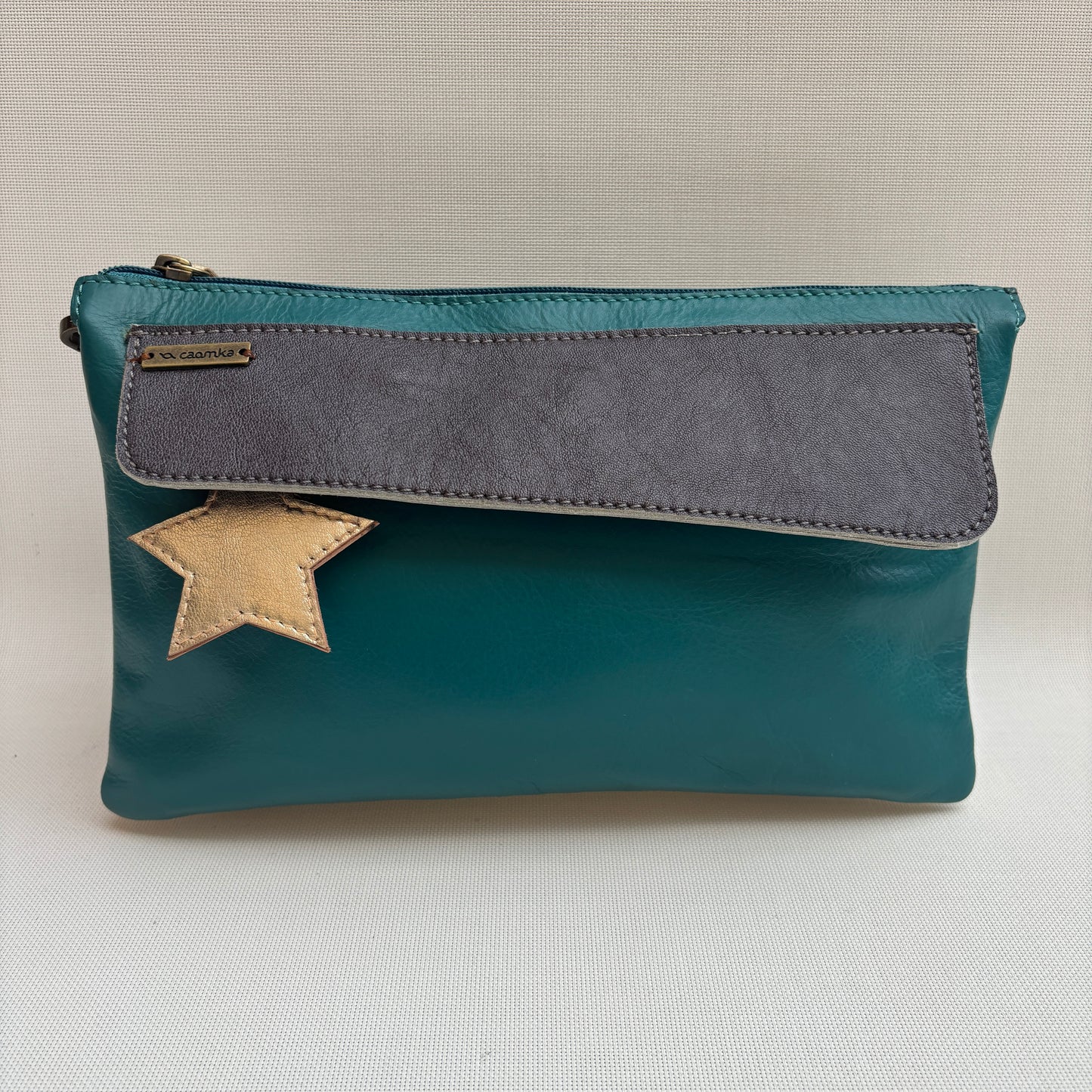 Bolso Caomka "Estrella" · Piel - Cuero · Pieza Única Núm. 18550