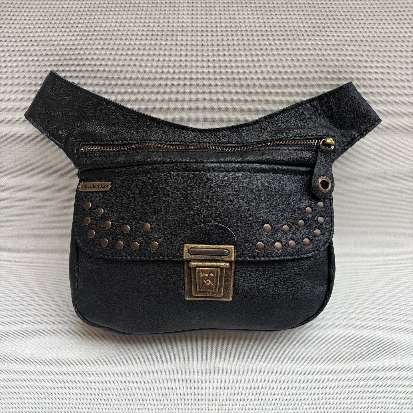 Riñonera "Premium Black & Old Gold" · Piel - Cuero · Pieza Exclusiva Núm. 16546