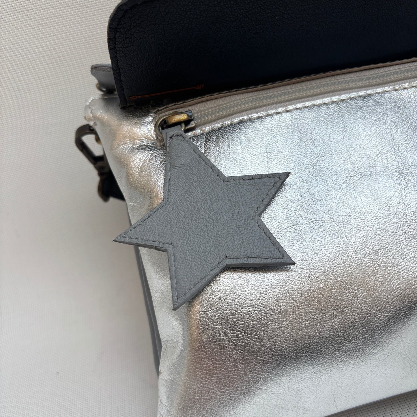 Bolso Caomka "Estrella" · Piel - Cuero · Pieza Única Núm. 18549