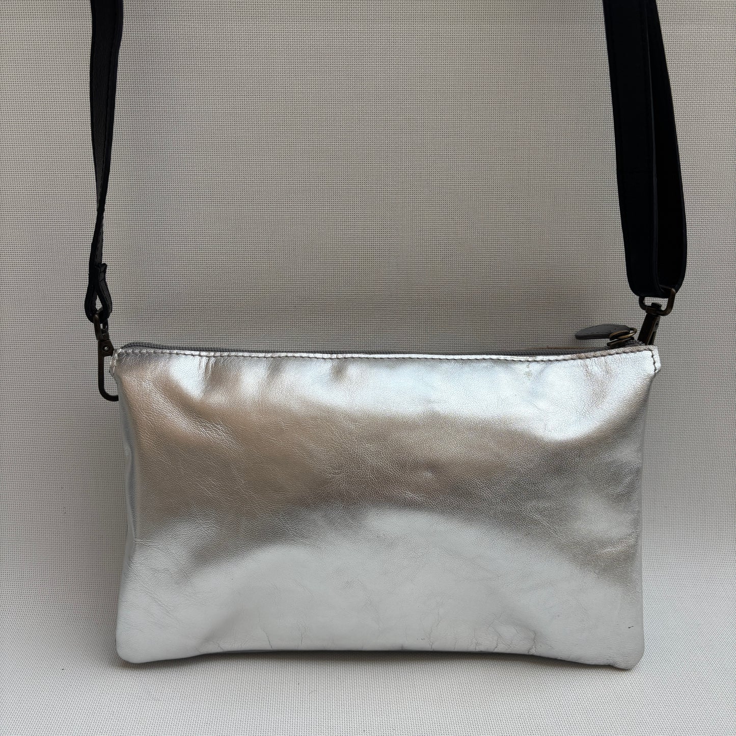 Bolso Caomka "Estrella" · Piel - Cuero · Pieza Única Núm. 18549