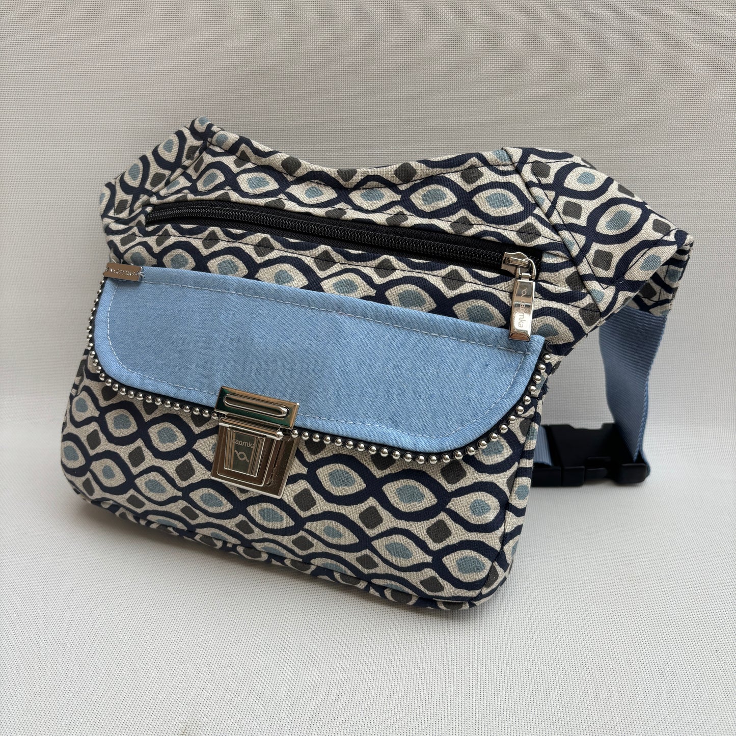 Riñonera "Soft Geometry Blue" · Pieza Única Núm. 18117