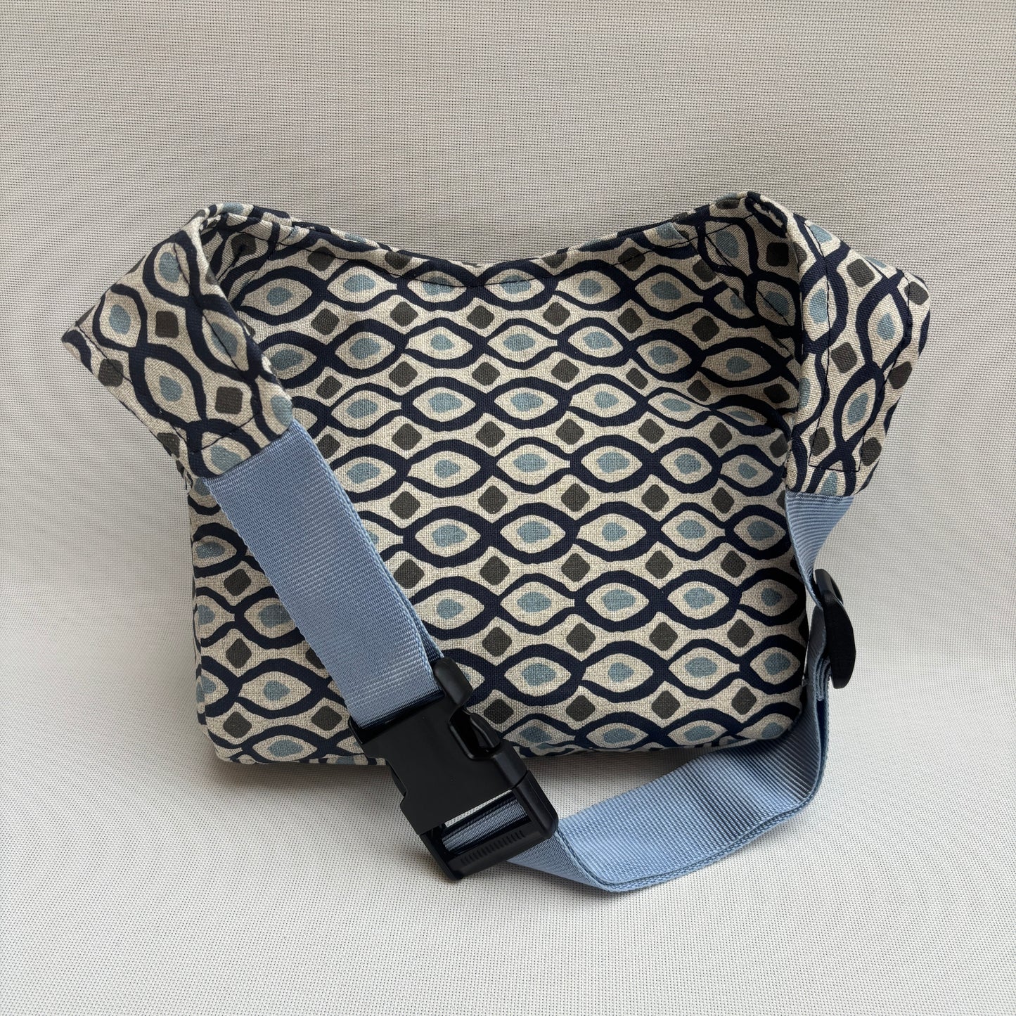 Riñonera "Soft Geometry Blue" · Pieza Única Núm. 18117