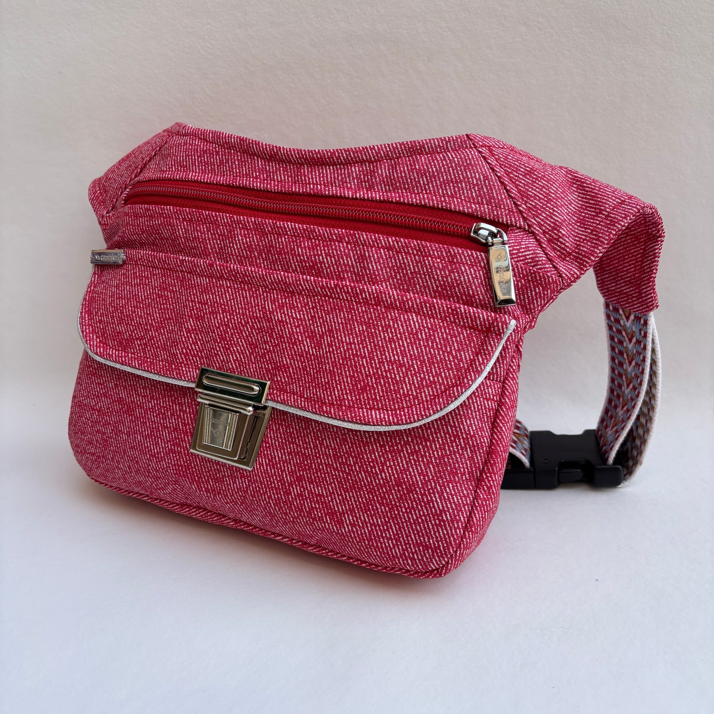 Spezielles schwarzes „Cordura“ &amp; Silber + Gesäßtasche, exklusives Teil Nr. 11492