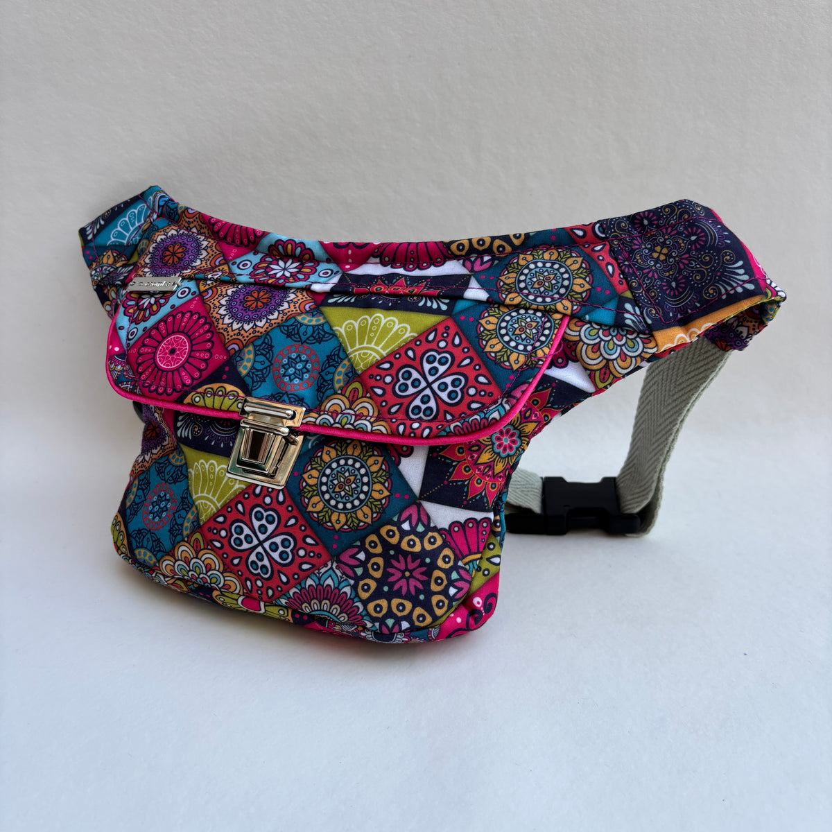 Riñonera Mini "Special Mandalas" + Bolsillo trasero extra · Pieza Única Núm. 19593