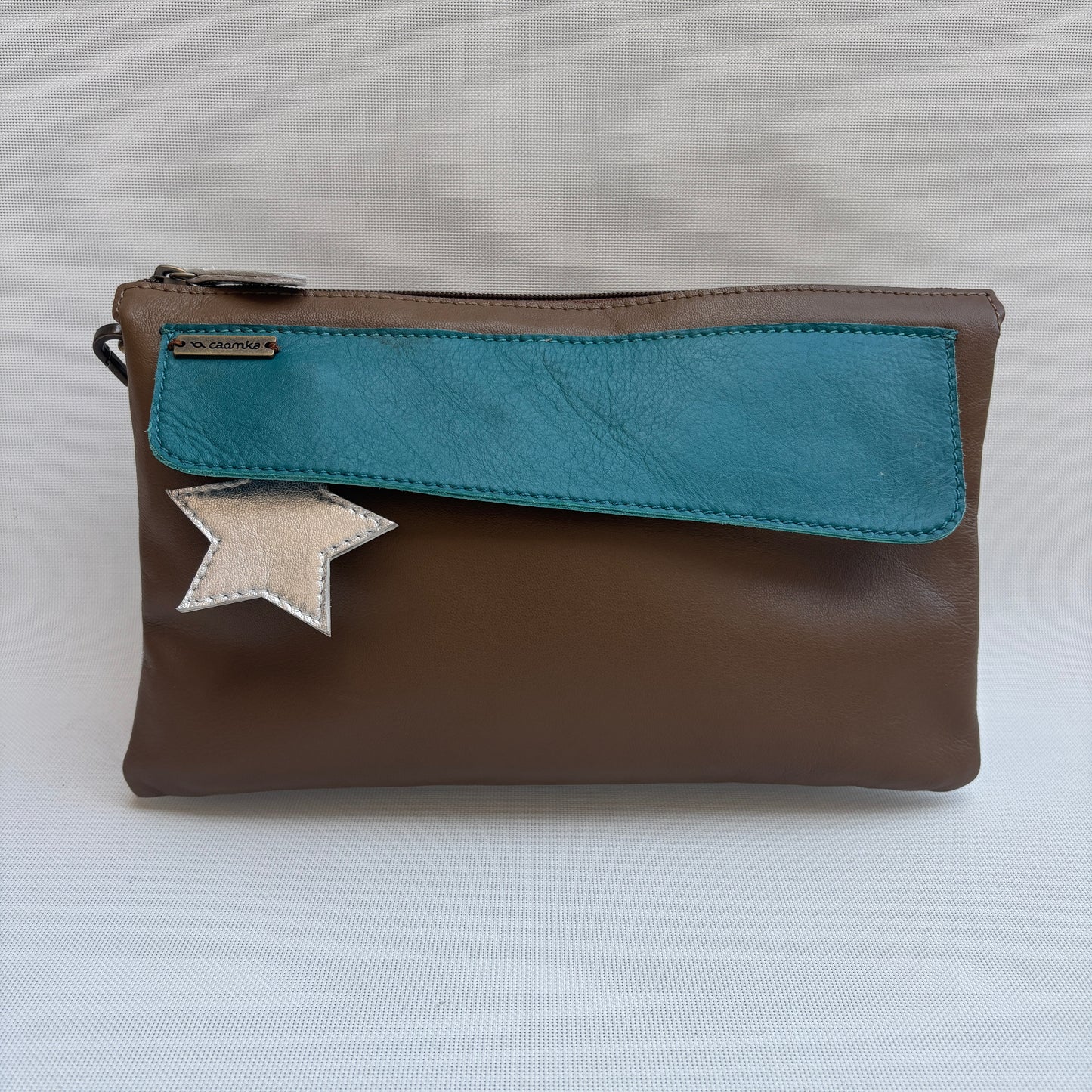 Bolso Caomka "Estrella" · Piel - Cuero · Pieza Única Núm. 18545