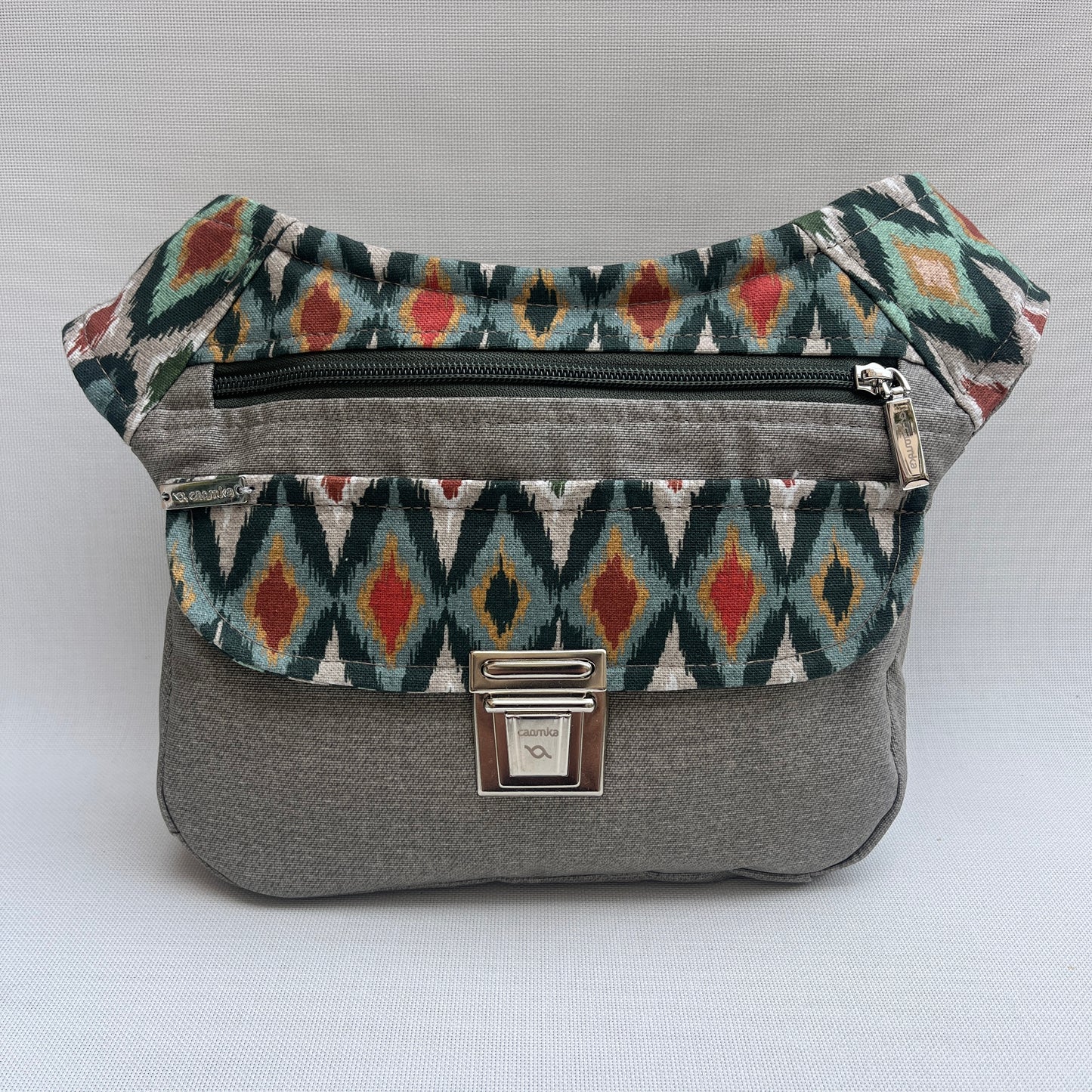 Special Etnical + Bolsillo trasero · Impermeable · Pieza Única Núm. 13823