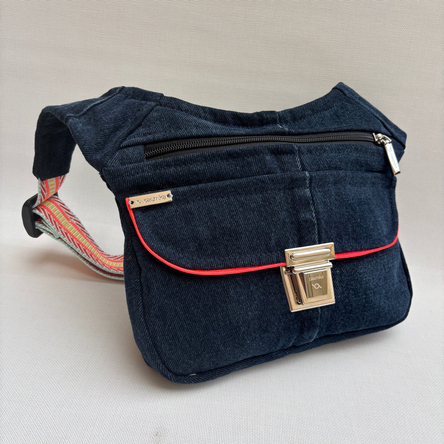 Riñonera "Jeans Top" ♻️ Jeans Recycled ♻️ · Pieza Única Núm. 17916