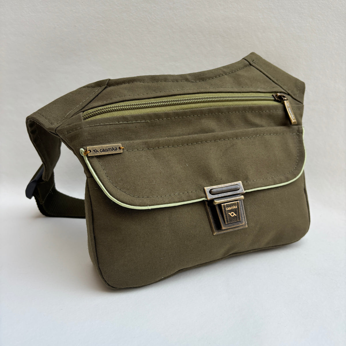 Riñonera "Classic Green Kaki" + Bolsillo trasero · Pieza Única Núm. 19576