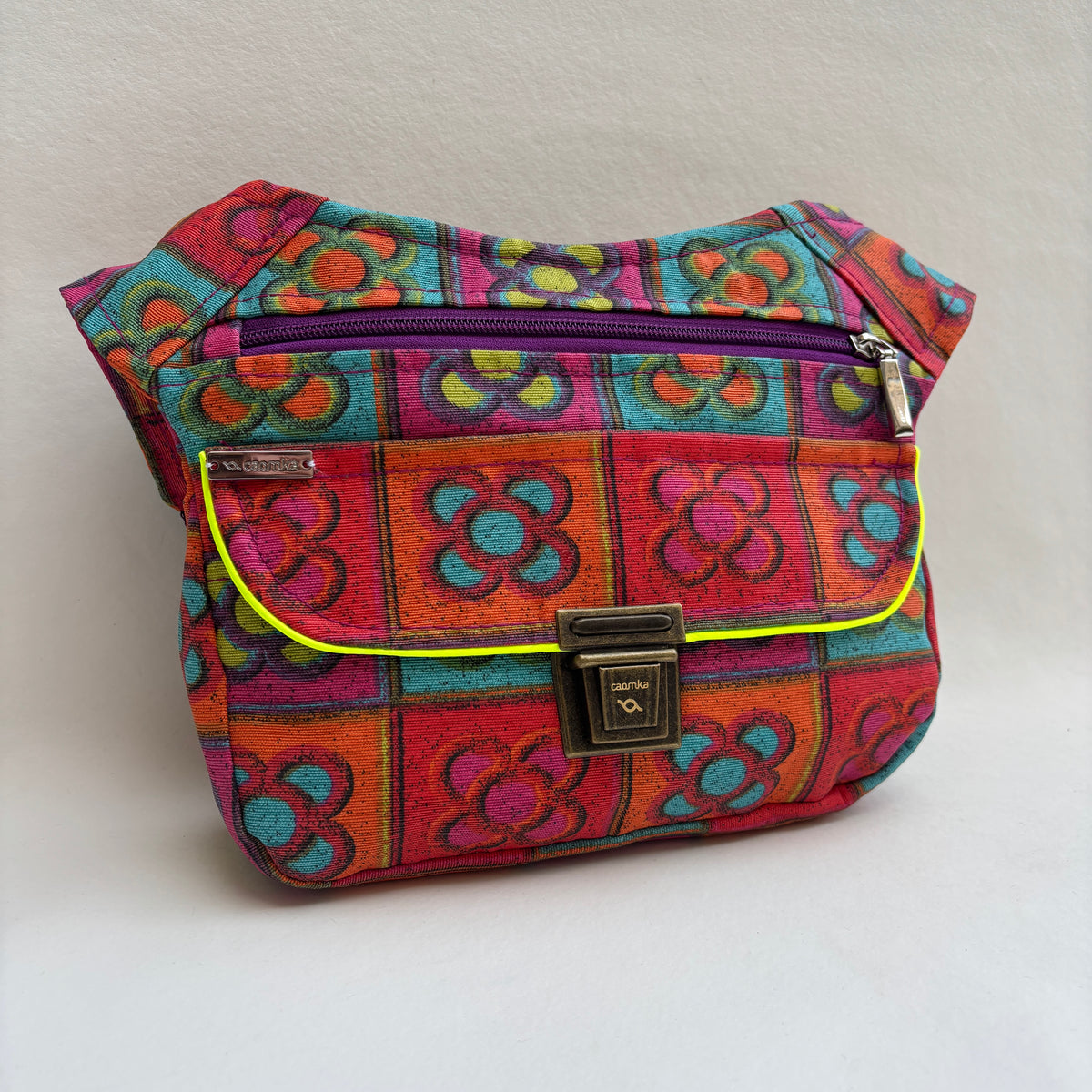 Riñonera "Special Panot Colors" · Impermeable + Bolsillo trasero · Pieza Única Núm. 19575
