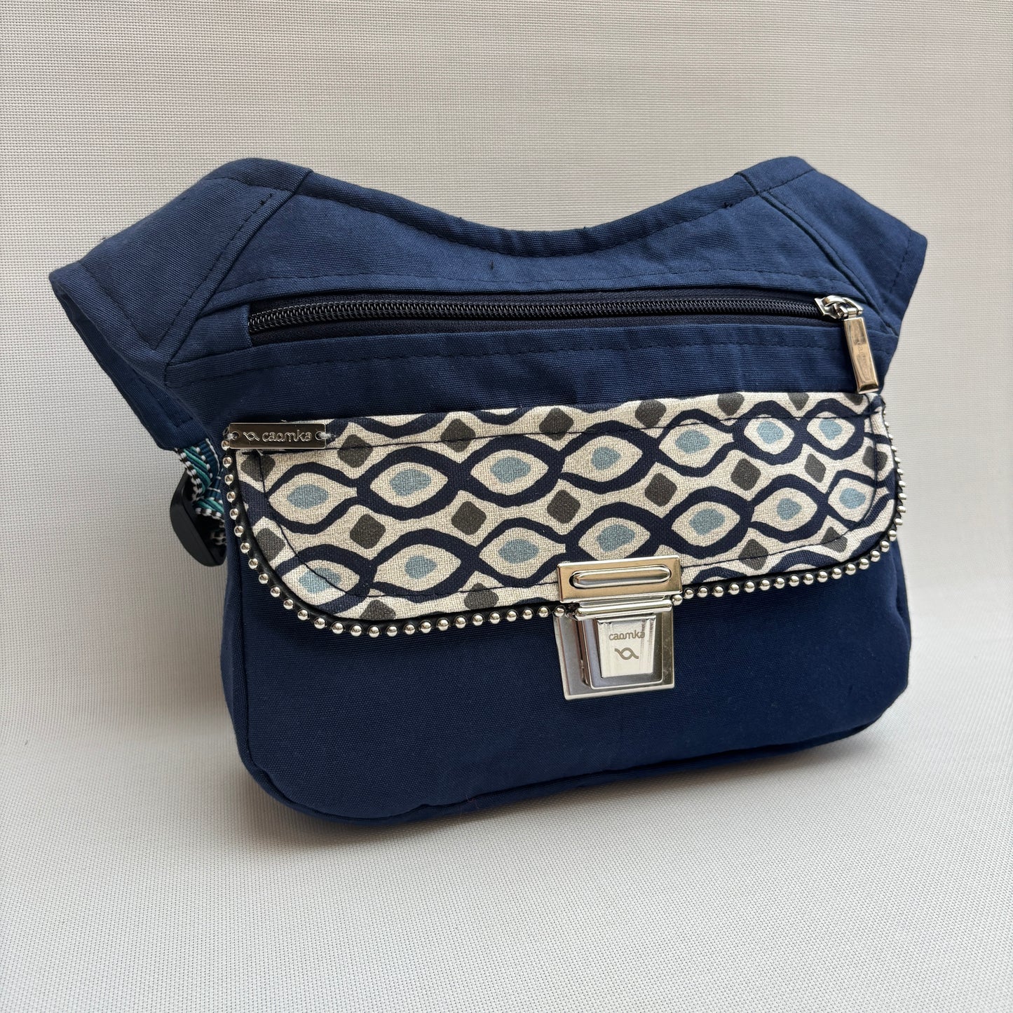 Riñonera "Special Blue Sea Top" · Pieza Única Núm. 17921