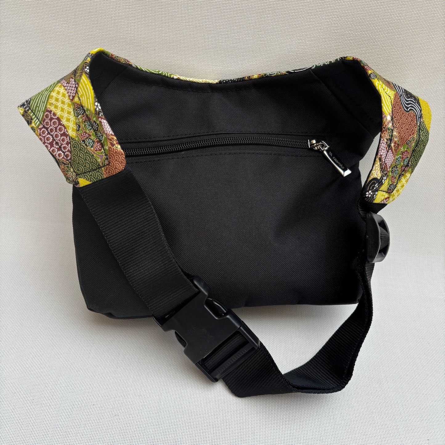 Spezielles schwarzes „Cordura“ &amp; Silber + Gesäßtasche, exklusives Teil Nr. 11492