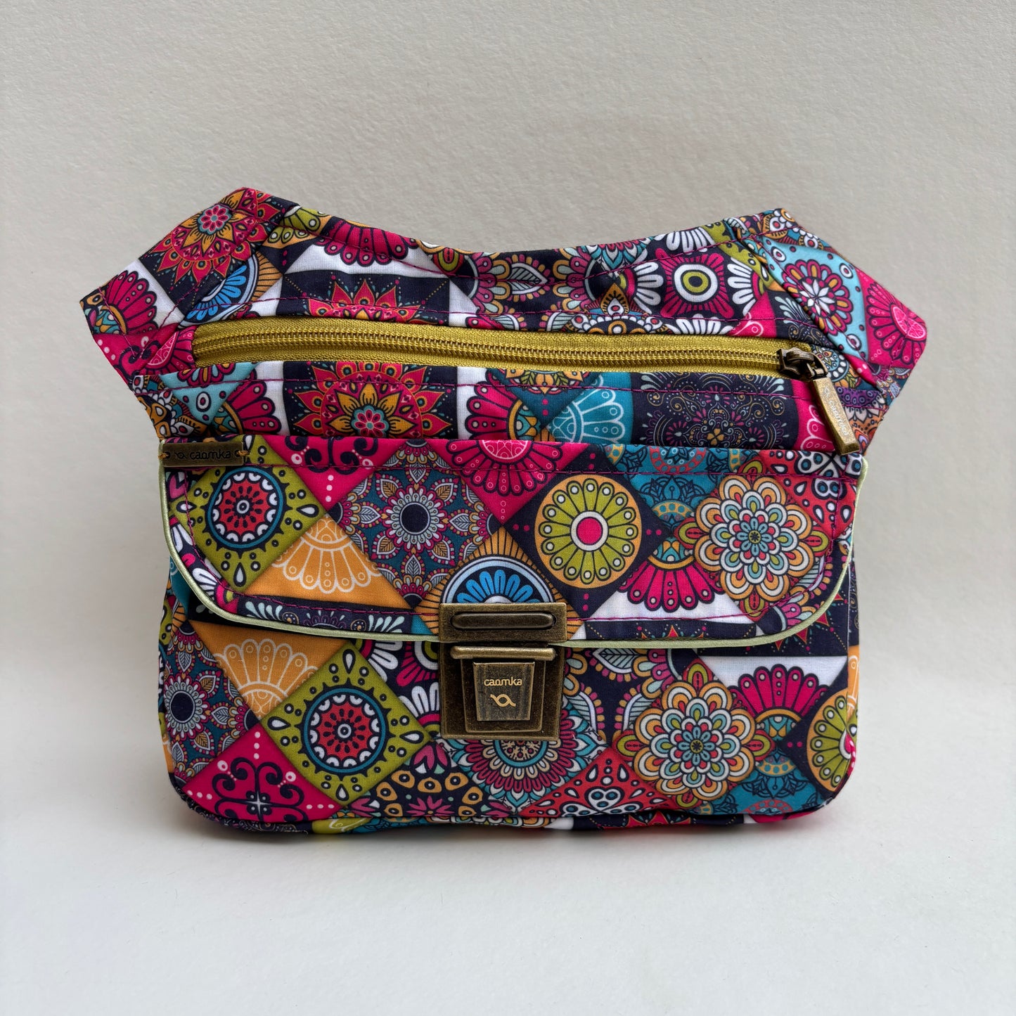 Riñonera "Special Mandalas Top" · Pieza Única Núm. 19471