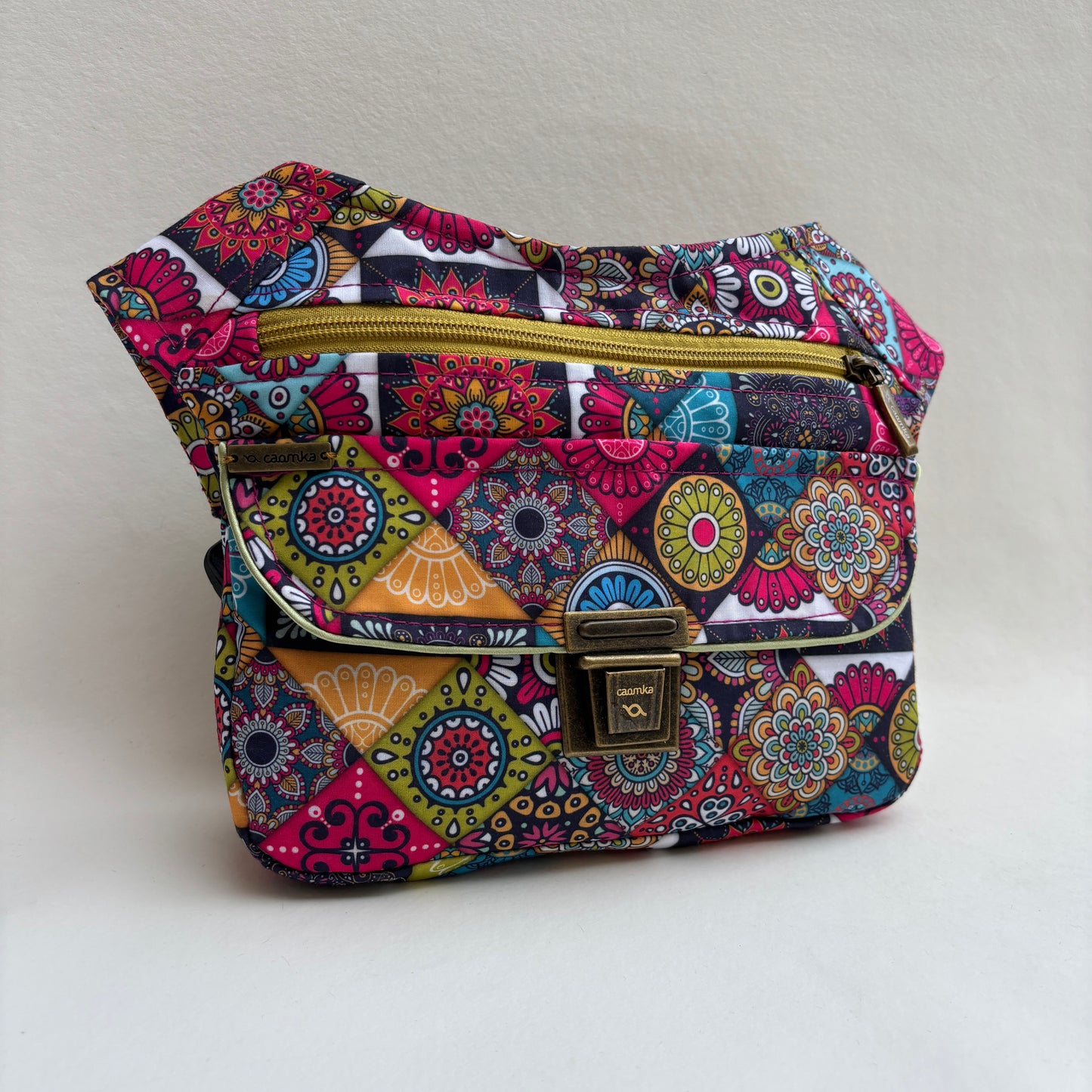 Riñonera "Special Mandalas Top" · Pieza Única Núm. 19471